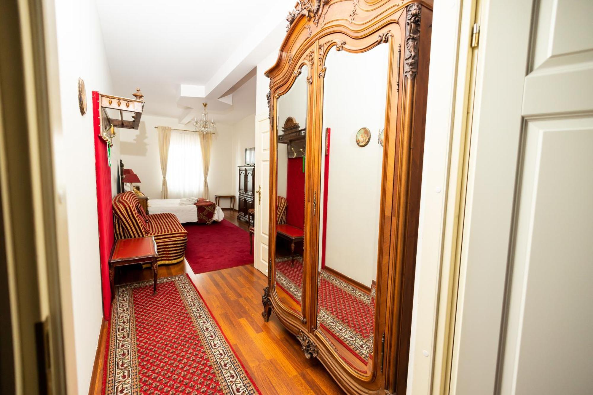 Hotel Napoleon Wroblew  Esterno foto
